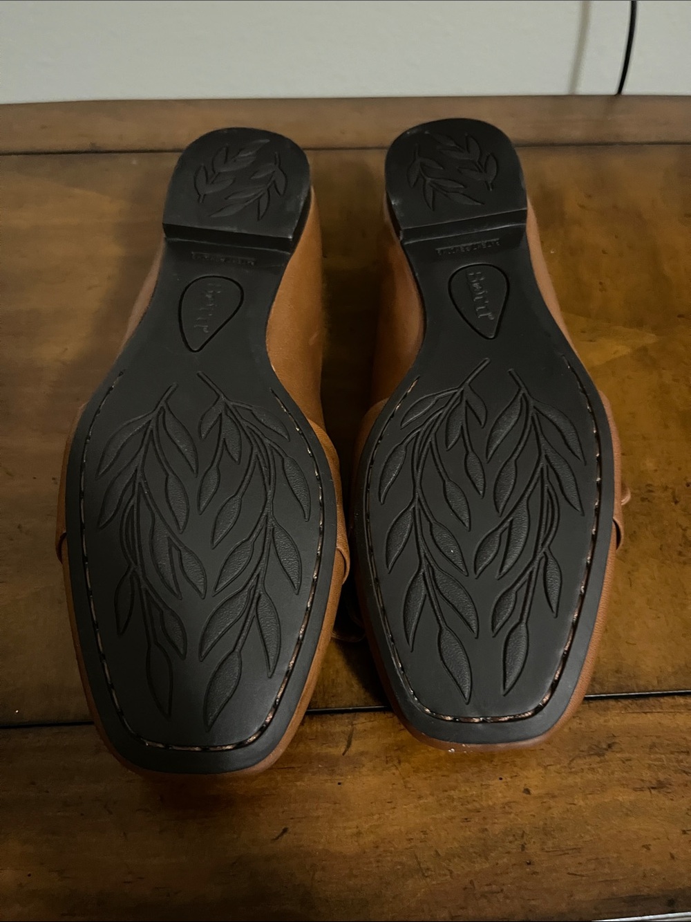 Born Cognac Brown Knot-Front Loafer Flats - Picture 3 of 6